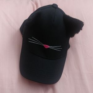 Black cat hat!